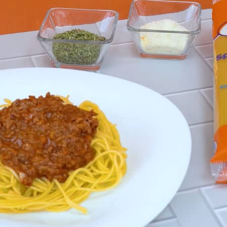 Spaghetti con salsa de carne